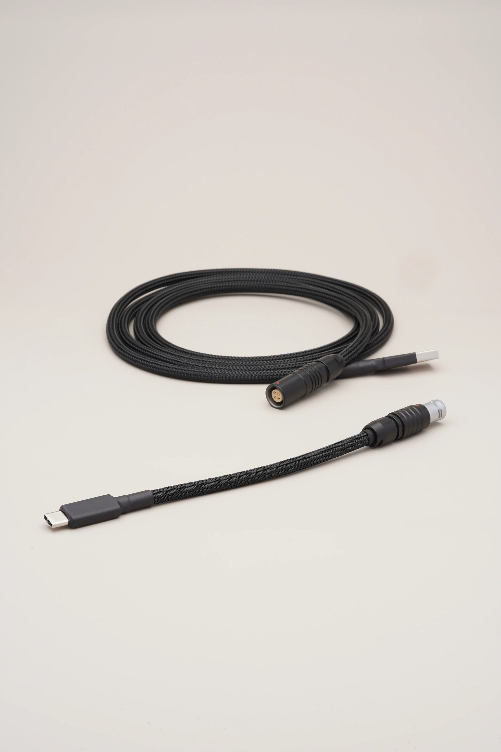 MDPC-X BLACK PUSH PULL USB CABLE