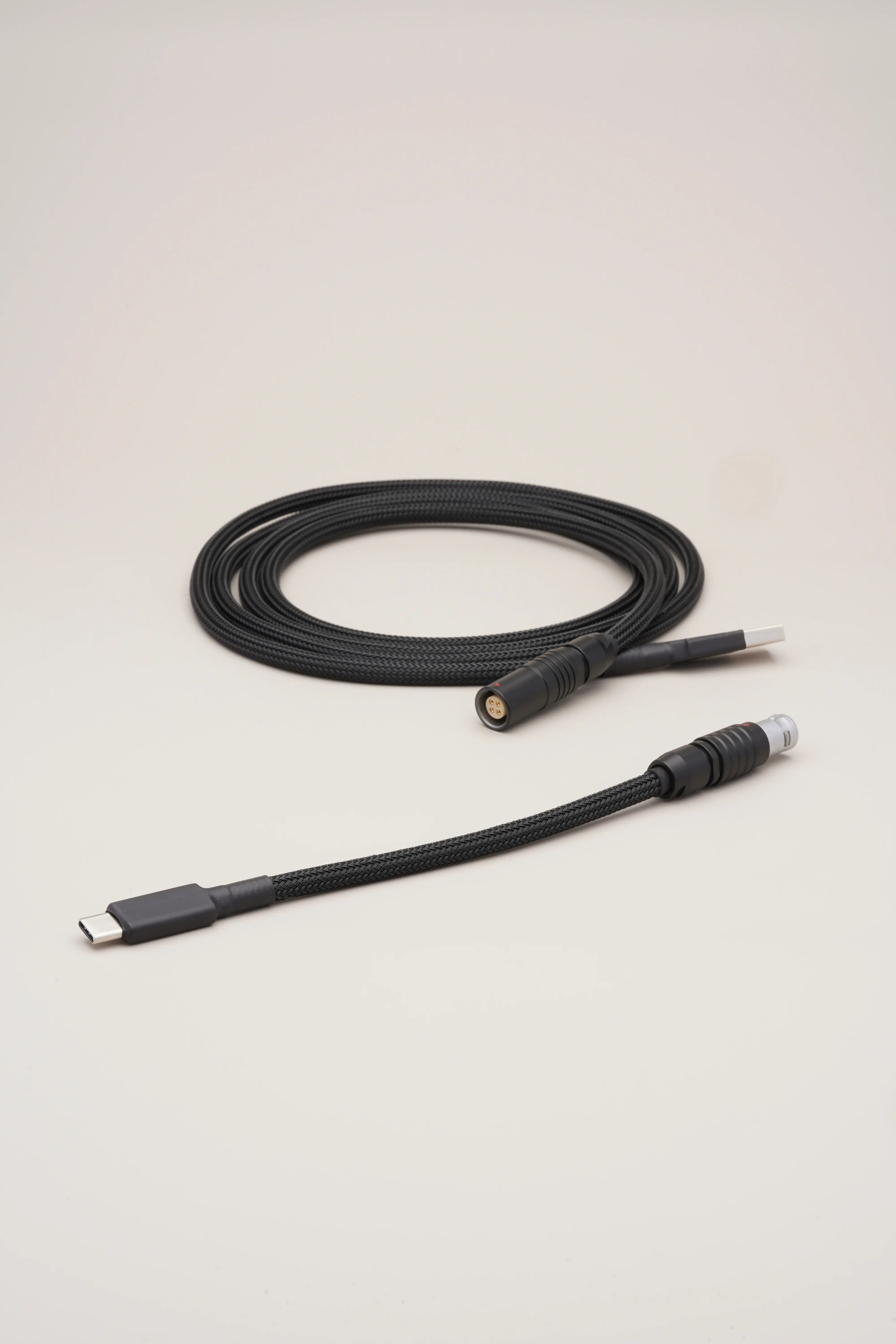 MDPC-X BLACK PUSH PULL USB CABLE