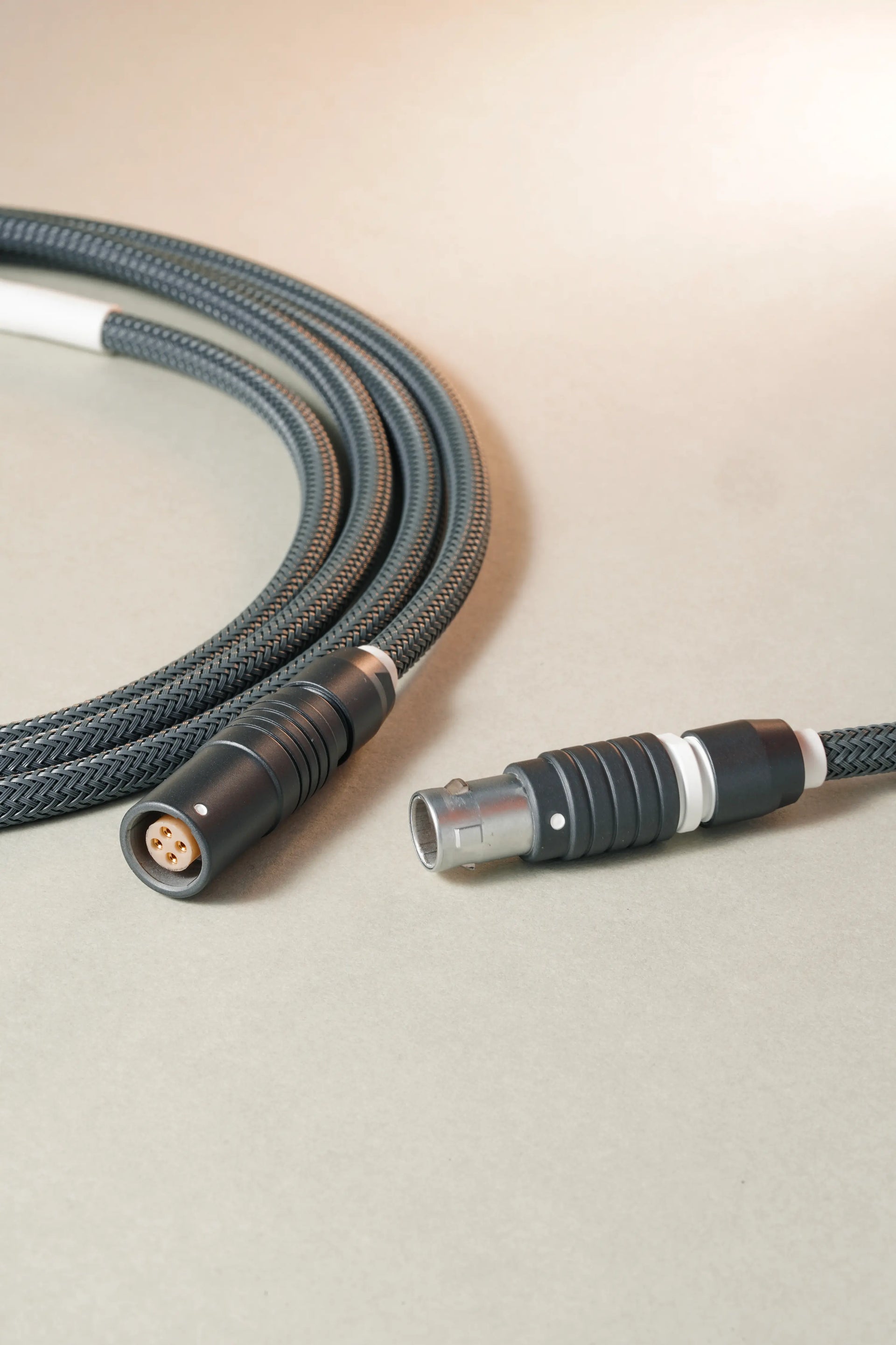 GRAY ON WHITE PUSH PULL CABLE